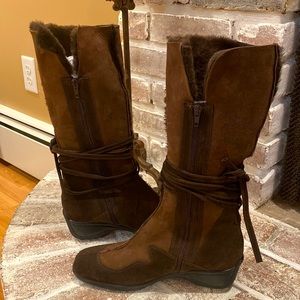 Aquatalia Brown Suede & Leather Boots.  Fur inside.  Leather Wrap Around Tie